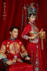 -雪中彩影婚纱摄影·微光艺术中心