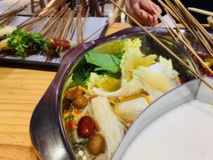 串串-李杰一家三口·李串串·重庆火锅串串香(开发区万达金街店)