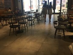 大堂-星巴克(保定万博广场店)