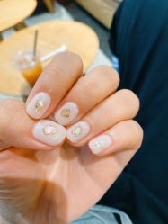 -悦指间美甲美睫