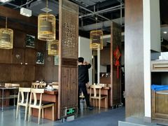 -重庆德庄火锅(体育中心店)