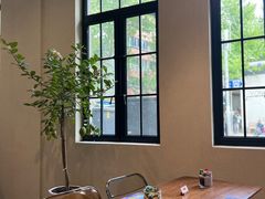 -Fridi Patisserie Cafe