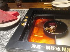 -老牌坊云南鱼豆花火锅(哈西万达店)