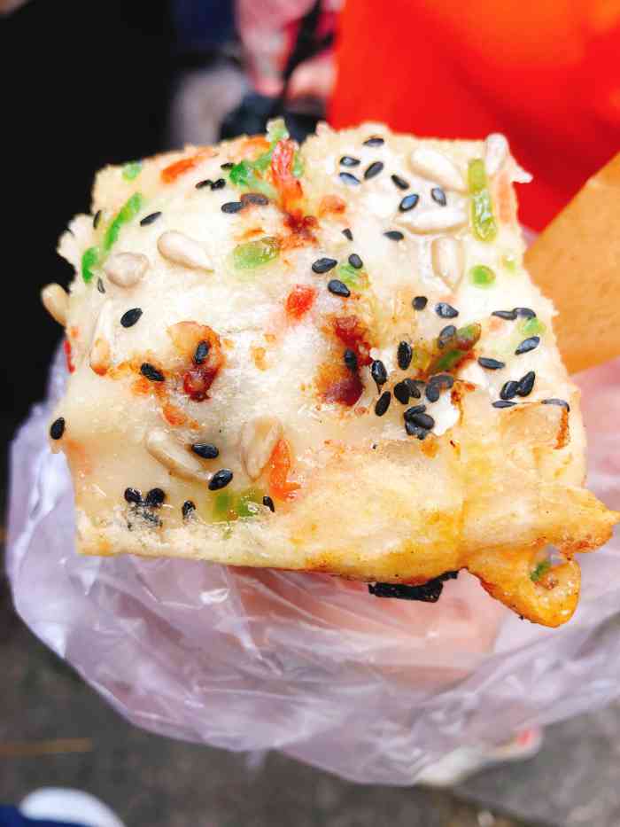 老山塘梅花糕海棠糕-"现在卖这个的少了,一般只有公园搞美食节活.