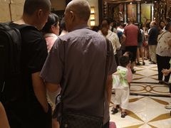 等位区-芭菲盛宴·环球美食(解放碑英利国际店)