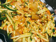 -果松木炭酸菜铜火锅·外婆参鸡汤