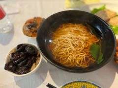 双菇罗汉面-功德林(南京西路店)