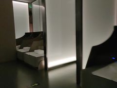 -漫·汤泉