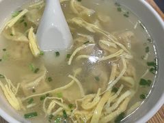 虾肉小馄饨-东泰祥生煎馆(重庆北路店)