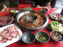 -谭鸭血老火锅(漳州路店)