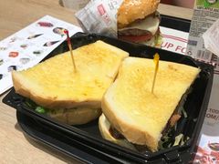-The Habit Burger Grill 哈比特汉堡(爱琴海店)