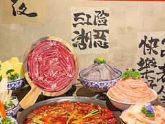 -旧街市鲜货老火锅(大光路店)