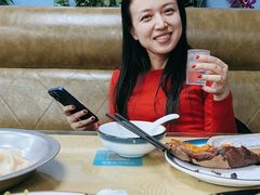 -崴海渔村(虹梅路店)