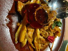 敲糖棒棒鸡-辛香汇·现炒川菜(淮海路百盛店)