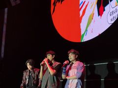 -瑞虹新天地月亮湾