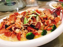 -东豪园林海鲜酒家(南港路辅路店)