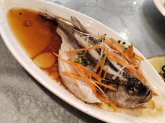-梓檚中餐厅湖北菜小龙虾武昌鱼排骨藕汤(黄鹤楼店)
