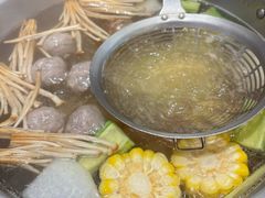 -潮汕·草根牛肉档(上海荟聚城市集市店)