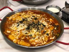 芝士拉面炒年糕-博姆炸鸡精品餐厅(常发广场店)
