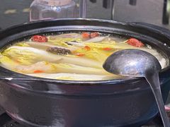 -香巴拉云南餐厅(华莱坞店)