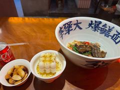 -李犟大爆鳝面·手工蟹黄包(湖滨西湖店)