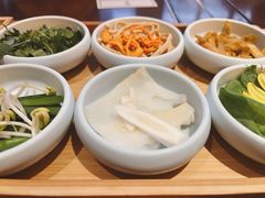 -银米·云南传统过桥米线(双廊黑金冠店)