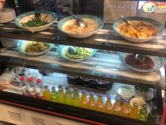 自助取餐区-老乌家特色小炒泡馍(大皮院店)