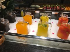 -领鲜活海鲜榴莲自助火锅(东门店)