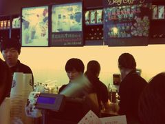 -星巴克臻选(莘庄仲盛店)