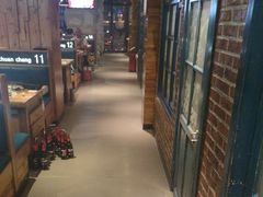 -河坝烧烤串城(金达莱店)