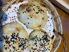 衢州土猪肉小烤饼-坊门老街(宜山路店)