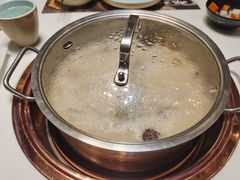 -洪氏嗨捞·猪肚鸡火锅(阳光天地店)
