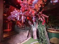 -暴风岛沉浸式体验馆(百联世纪店)