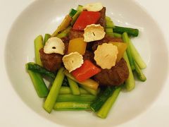 露笋玉葱澳洲和牛-宝丽轩中餐厅BAOLIXUAN