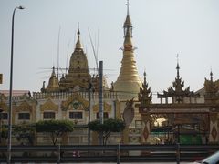 -ခြောက်ထပ်ကြီးရွှေသာလျောင်းဘုရားကြီး