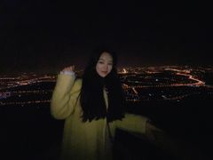 -鬼笑石后山停车场