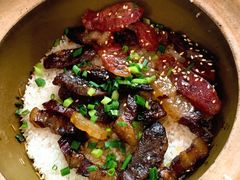 原件腊肉腊肠煲仔饭-红星光发煲仔饭(文海店)