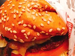 -The Habit Burger Grill 哈比特汉堡(复兴soho店)