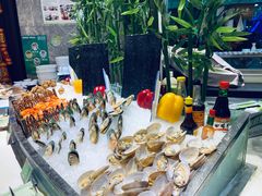 -亚洲国际大酒店·云顶阁旋转自助餐厅