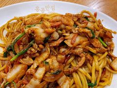 辣海鲜炒面-香港饭店0410(弘大店)
