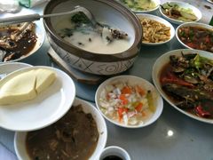 -天乐农家鱼头王(天目湖店)