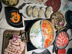 -椰子湾·海南火锅·糟粕醋·椰子鸡(正大广场店)