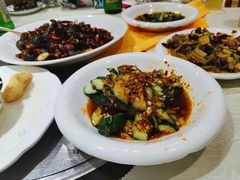 -渝君重庆火锅(嘉宾路店)