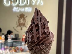 浓醇黑巧味软冰淇淋-GODIVA(海岸城店)