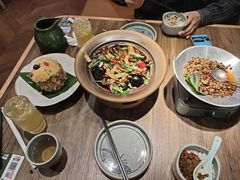 爆炒赤松茸黑牛肝菌-云海肴汽锅鸡·云南小炒(曲江大悦城店)