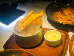 -阿妮叶李(光谷世界城店)