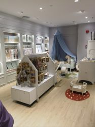 -国际蓝孩BabyInternational(杭州嘉里中心店)