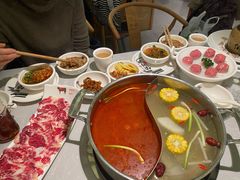 贵州凯里酸汤-俏牛哥鲜牛肉牛肆馆(重庆天地店)