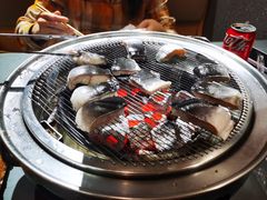 -围炉肉舍•炭烤活鳗•丹东海鲜烤肉(步行街店)