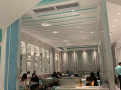 大堂-姚姚酸菜鱼·金戈戈香港豉油鸡(喜荟城联名店)
